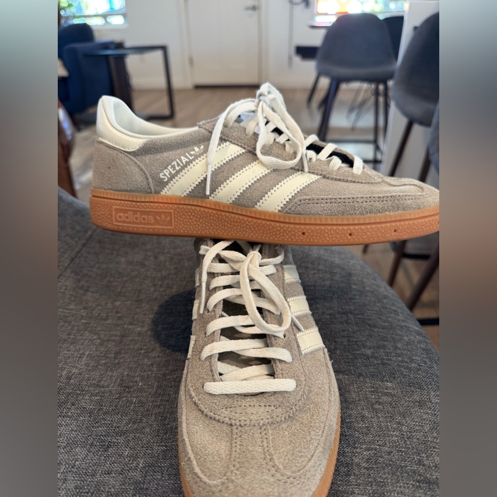 Womens Adidas Handball Spezial